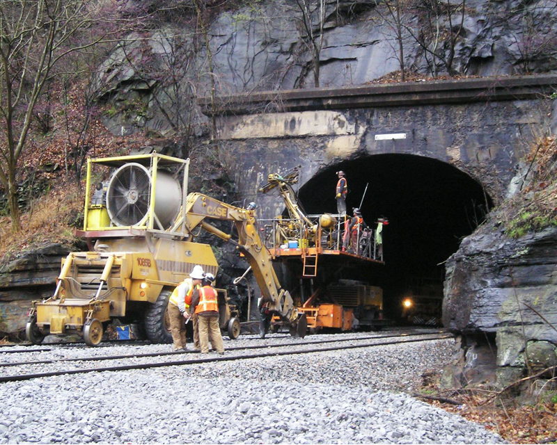 Construction work to modify a tunnel