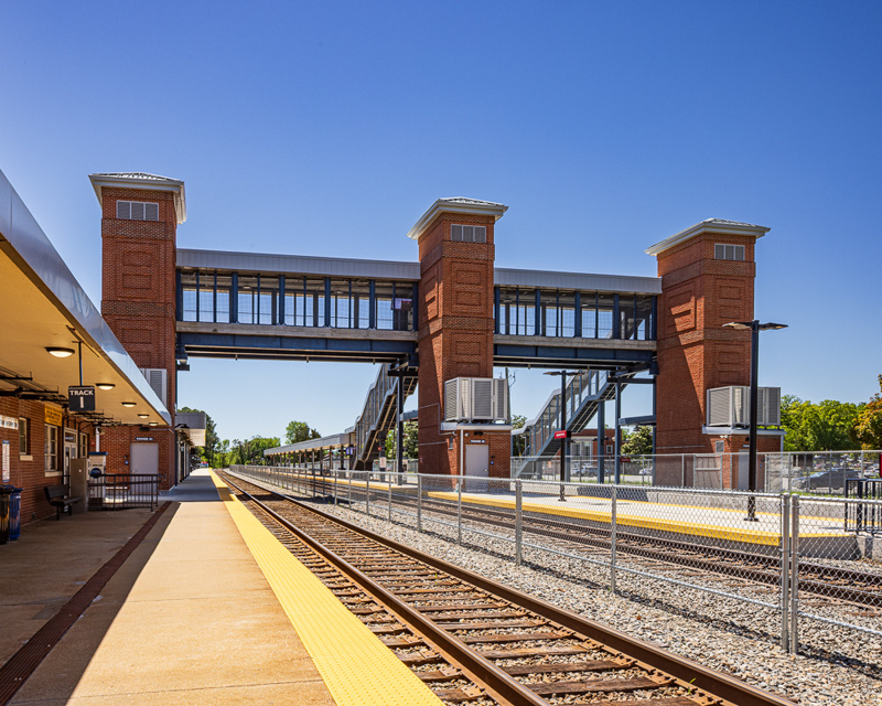 A view of the overhead bridge from the platform at Quantico Station.