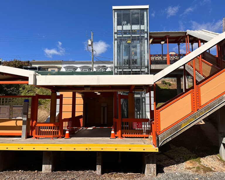 The platform elevator at New Dorp station.