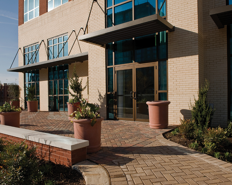 National Harbor Hampton Inn and Suites patio