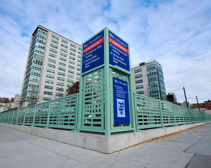 The new wall at Metropolitan Hospital