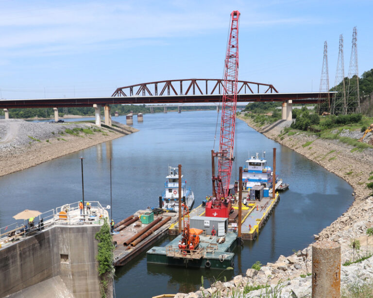 Kentucky lock expansion under construction in Grand Rivers, KY