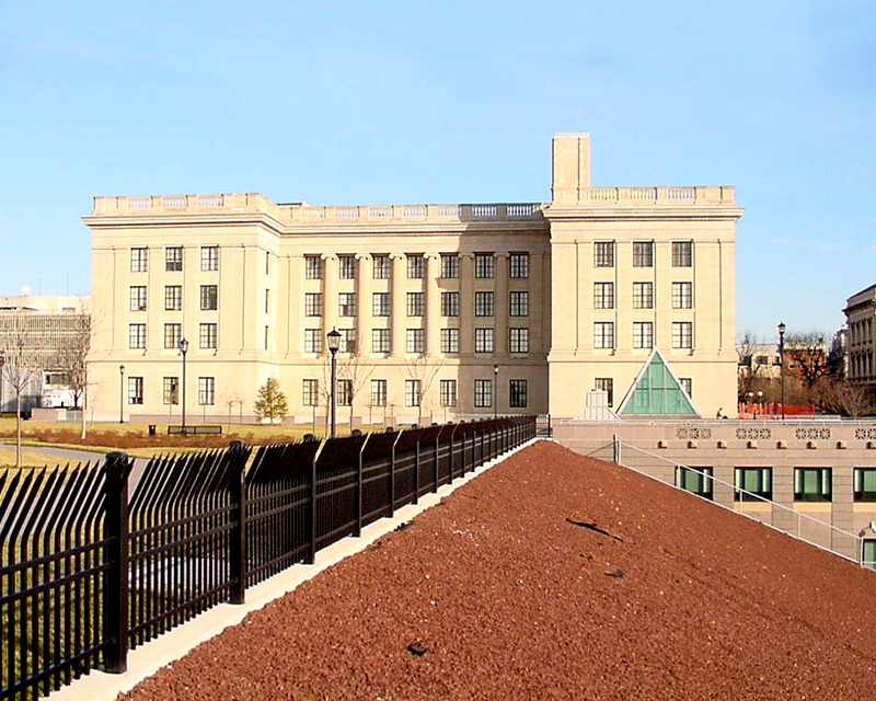 Exterior views of NJ State House Annex under construction.
