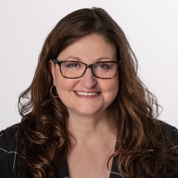 Barbara Hoehne headshot