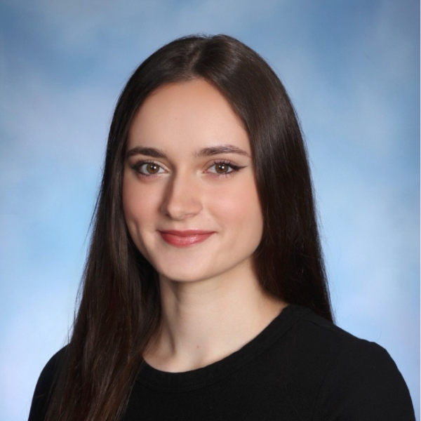 Arnesa Novaj Headshot