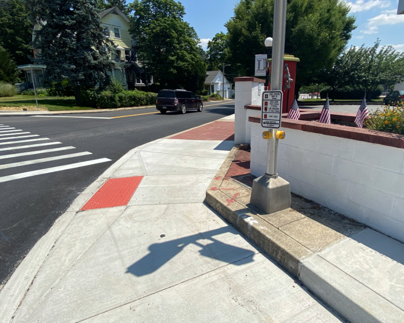 Southwest quadrant of intersection at Turkey Hill in York, PA.