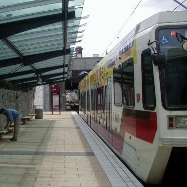 Trimet bus at station with platform