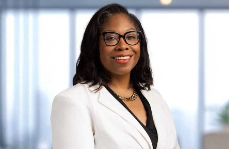 Ameerah Palacios headshot cropped horizontally