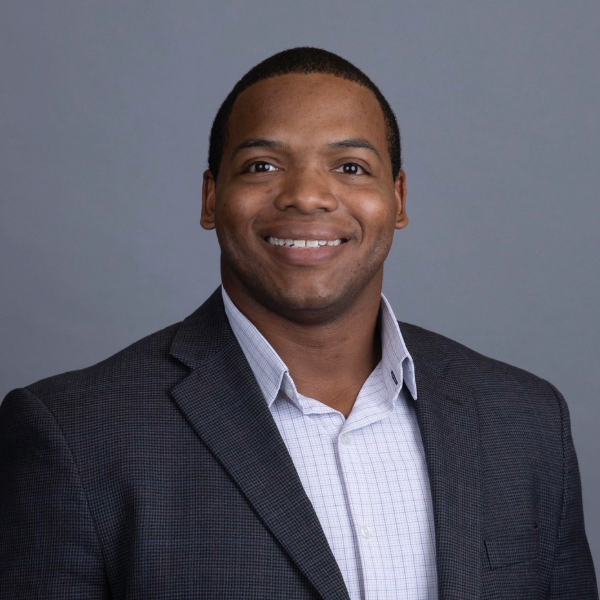 Headshot of Vanoy Harris