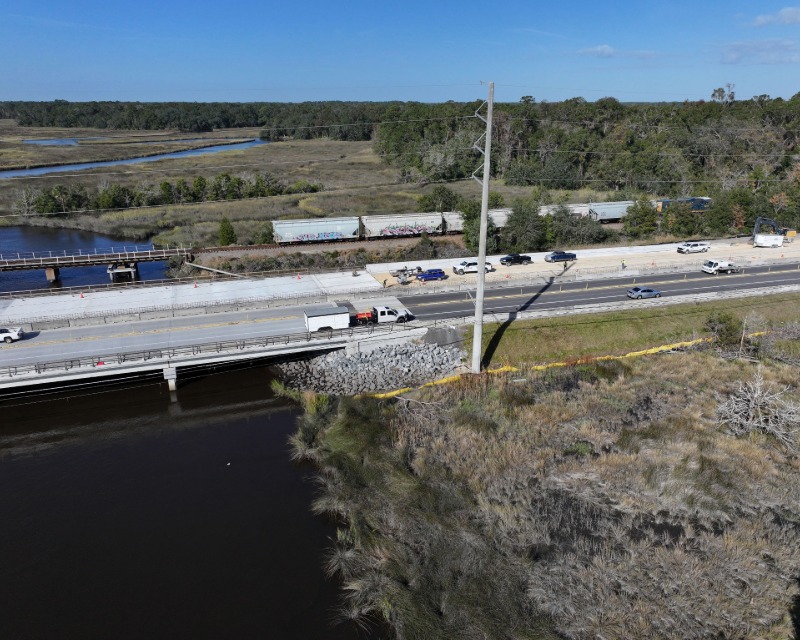 Aerial of Broward River Bridge carrying US 17 in Jacksonville, FL.