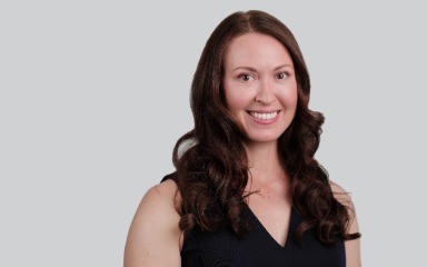 Julia Campbell headshot