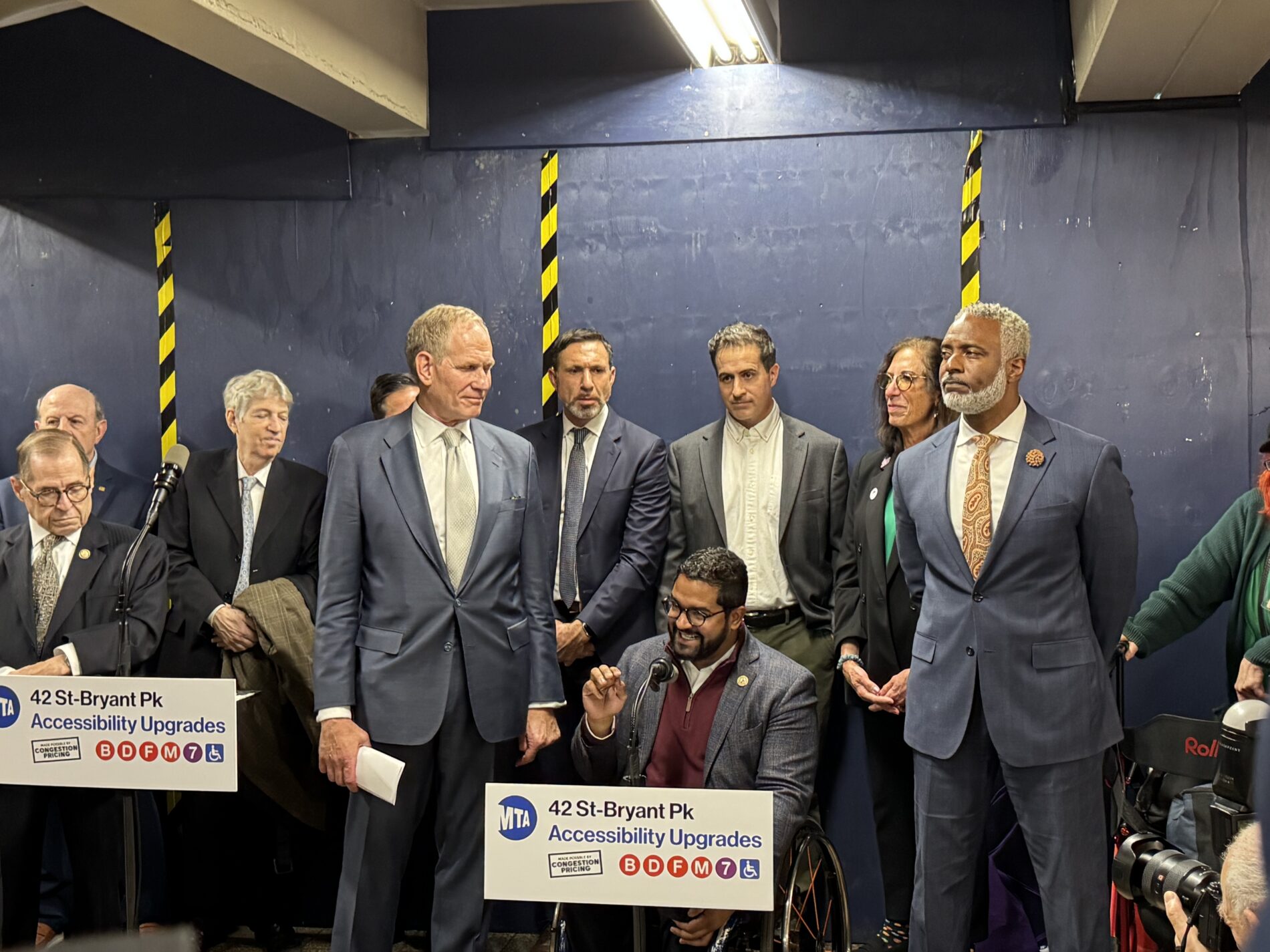 STV is helping advance ADA improvements at the 42nd Street-Bryant Park and 5th Avenue stations, adding four new elevators and improving access