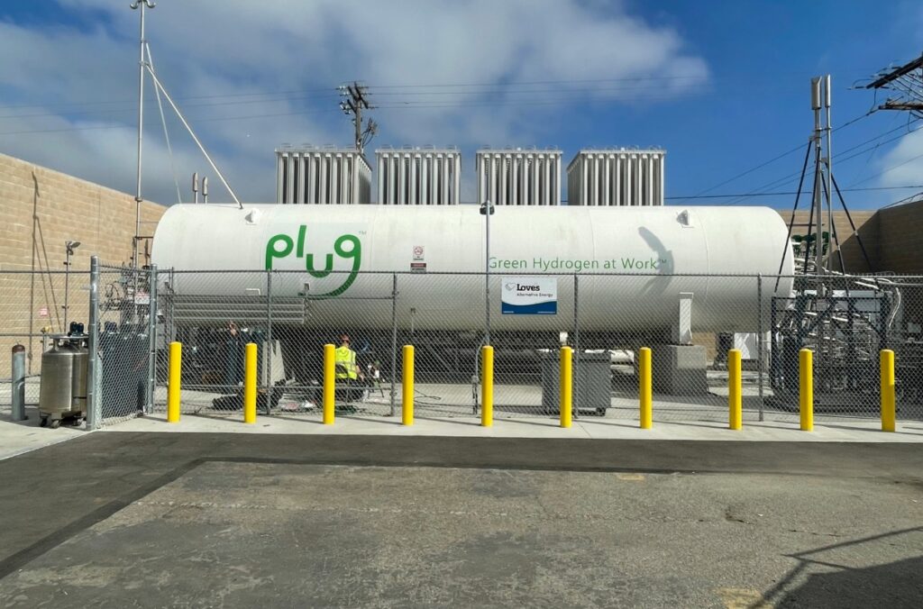 Hydrogen tank at North County Transit District Facility.